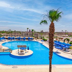 Pyramids Park Resort Cairo